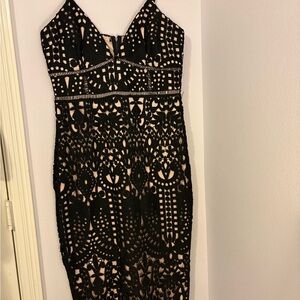 Gianni Bini Black and Nude Patterned Midi Dress